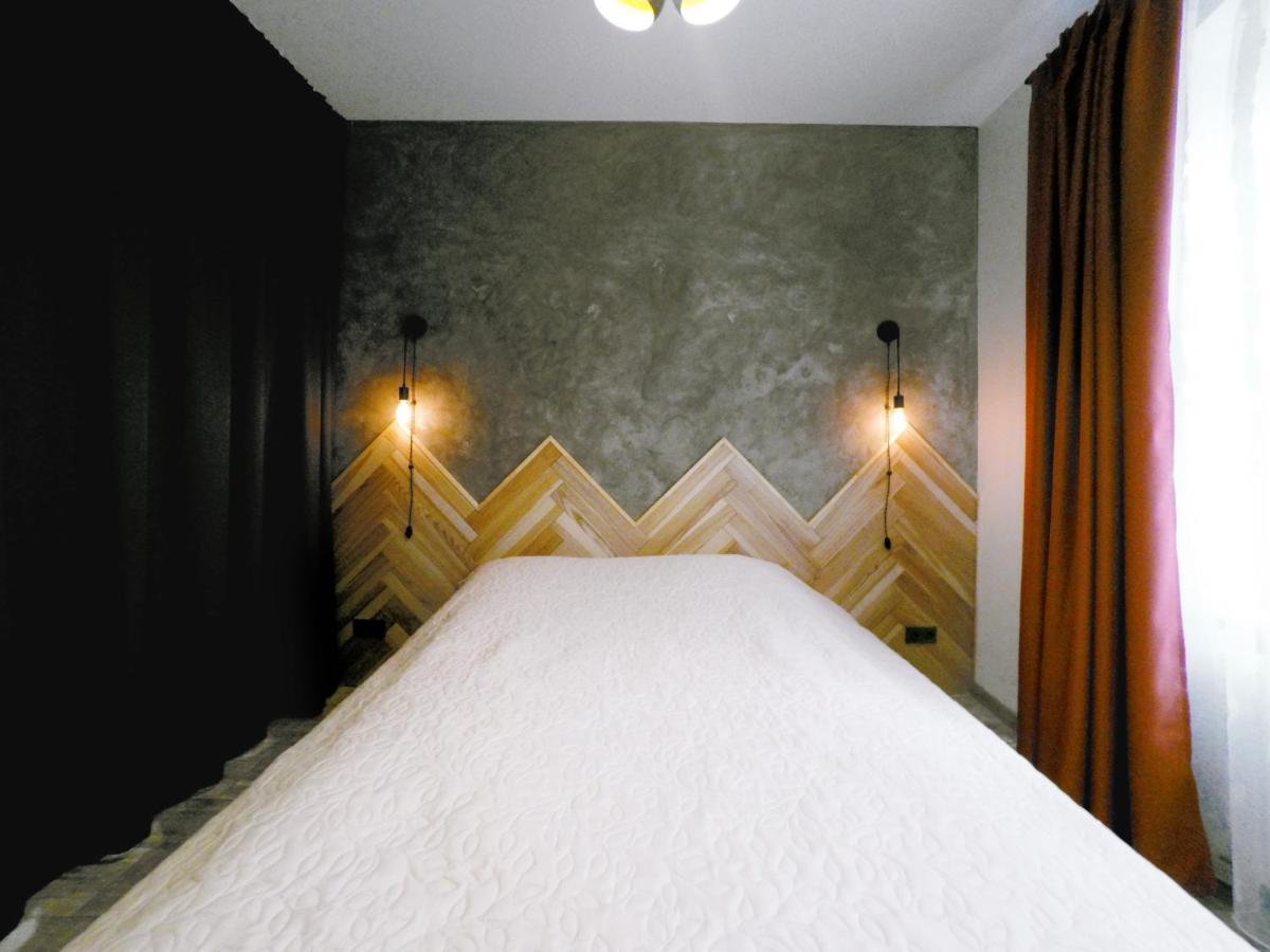 Appartement Lion King Lesya Ukrainka à Lviv Extérieur photo